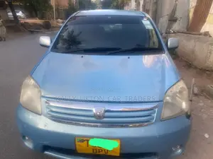 Toyota Raum 2007 Blue