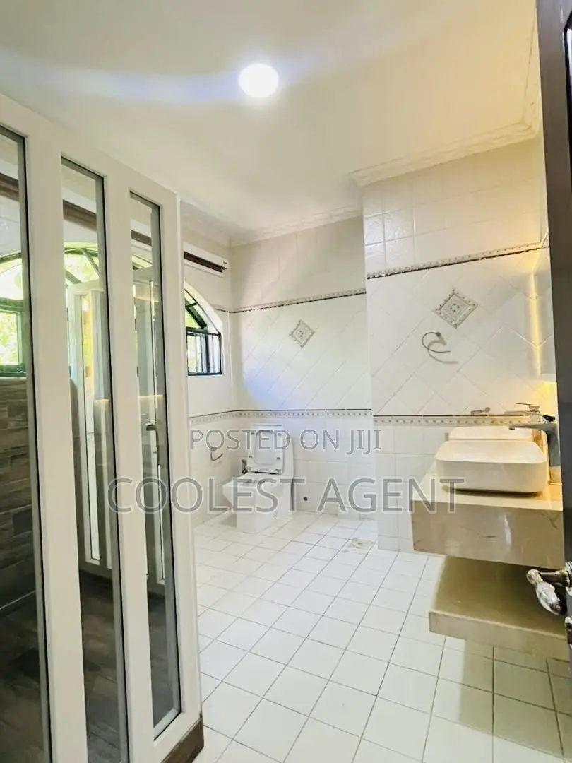 Furnished 3bdrm Villa in Masaki, Kinondoni for rent