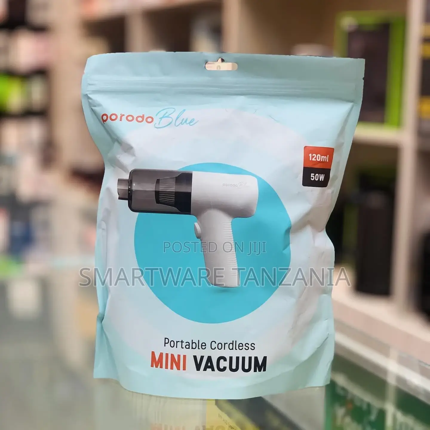 Wireless Handheld Car Vacuum Cleaner And Smooth Design