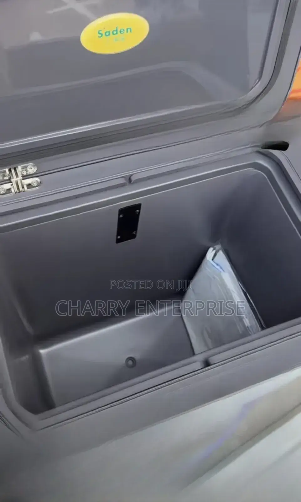 *Saden Portable Freezer 
Ni Imara Na Inagandisha Vizuri 25L