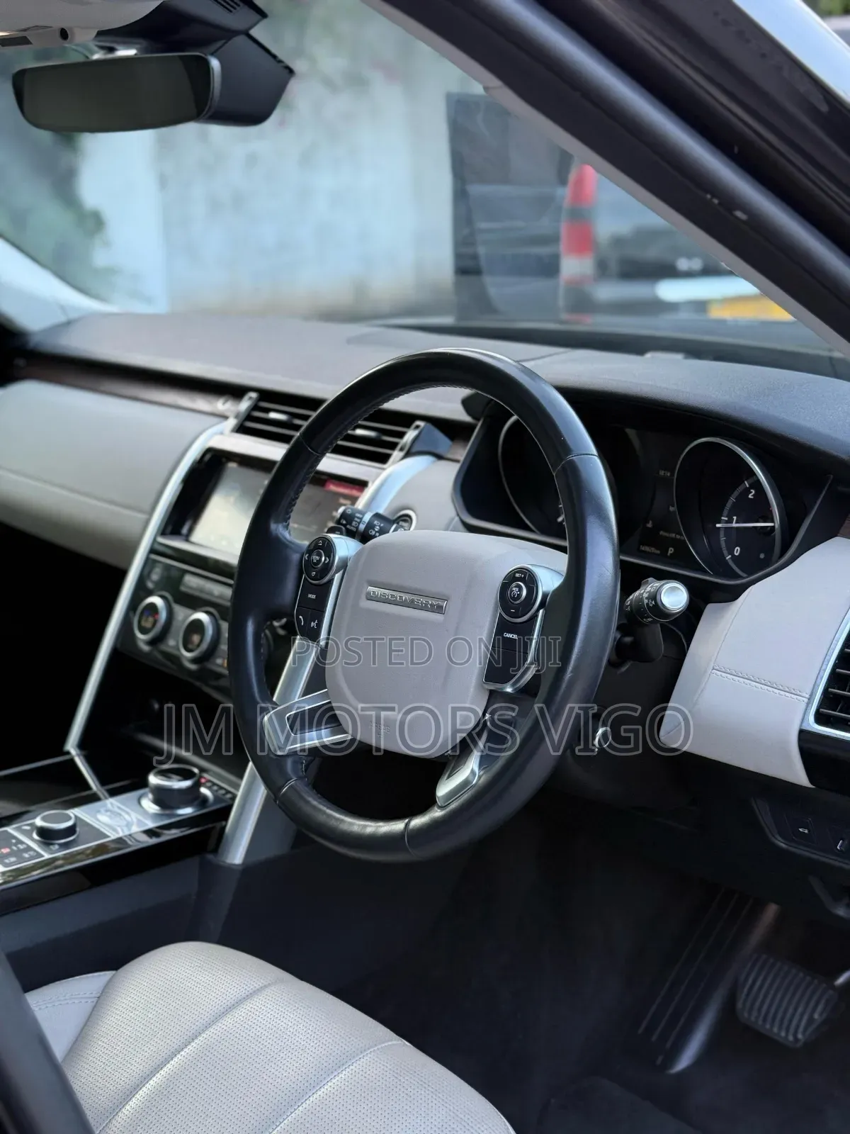 Land Rover Discovery 2018 Black