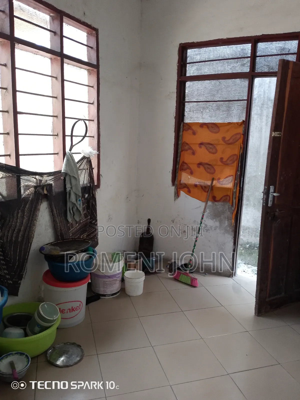 9bdrm Apartment in Tanzania Daresalaam, Ilala for sale