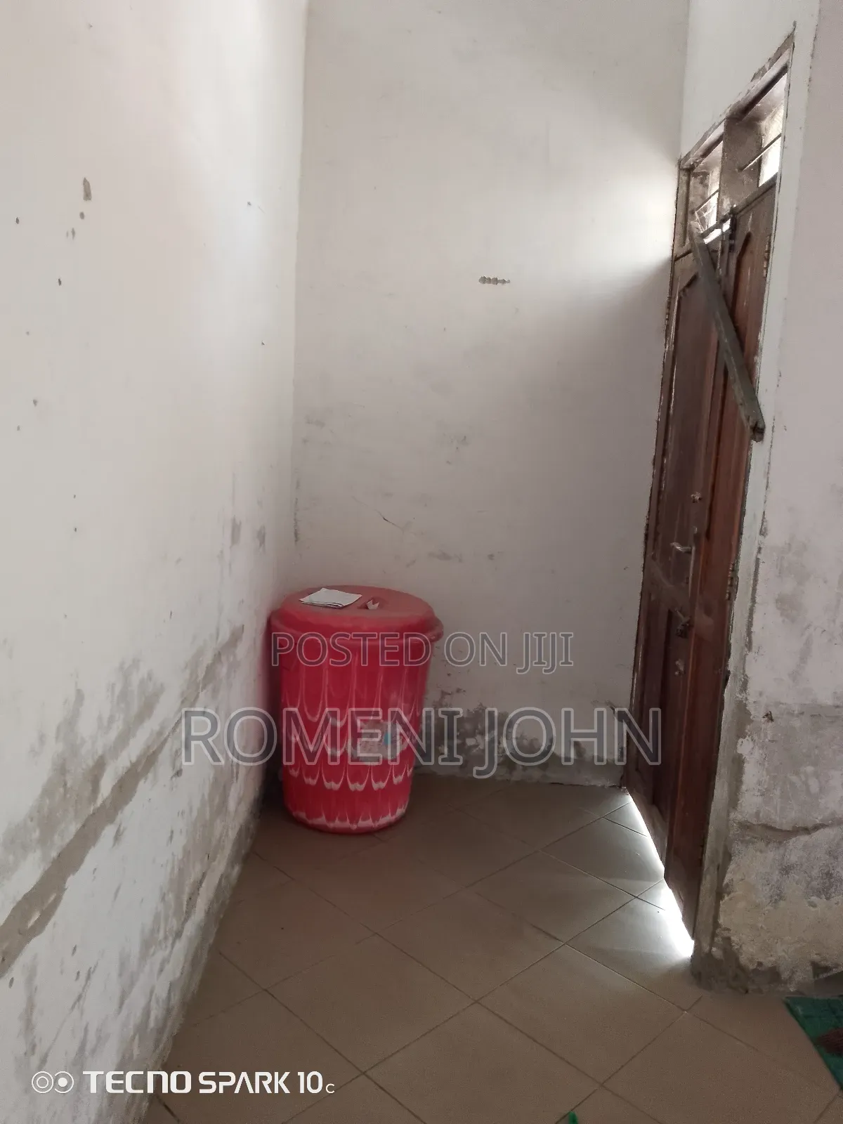 9bdrm Apartment in Tanzania Daresalaam, Ilala for sale