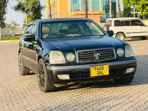 Toyota Progress 2003 Black