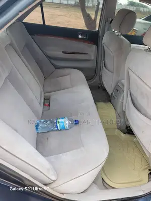 Toyota Mark II 2002 Blue