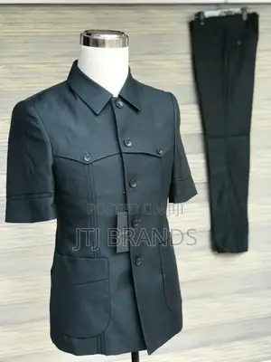Short Sleeve Kaunda Suit
