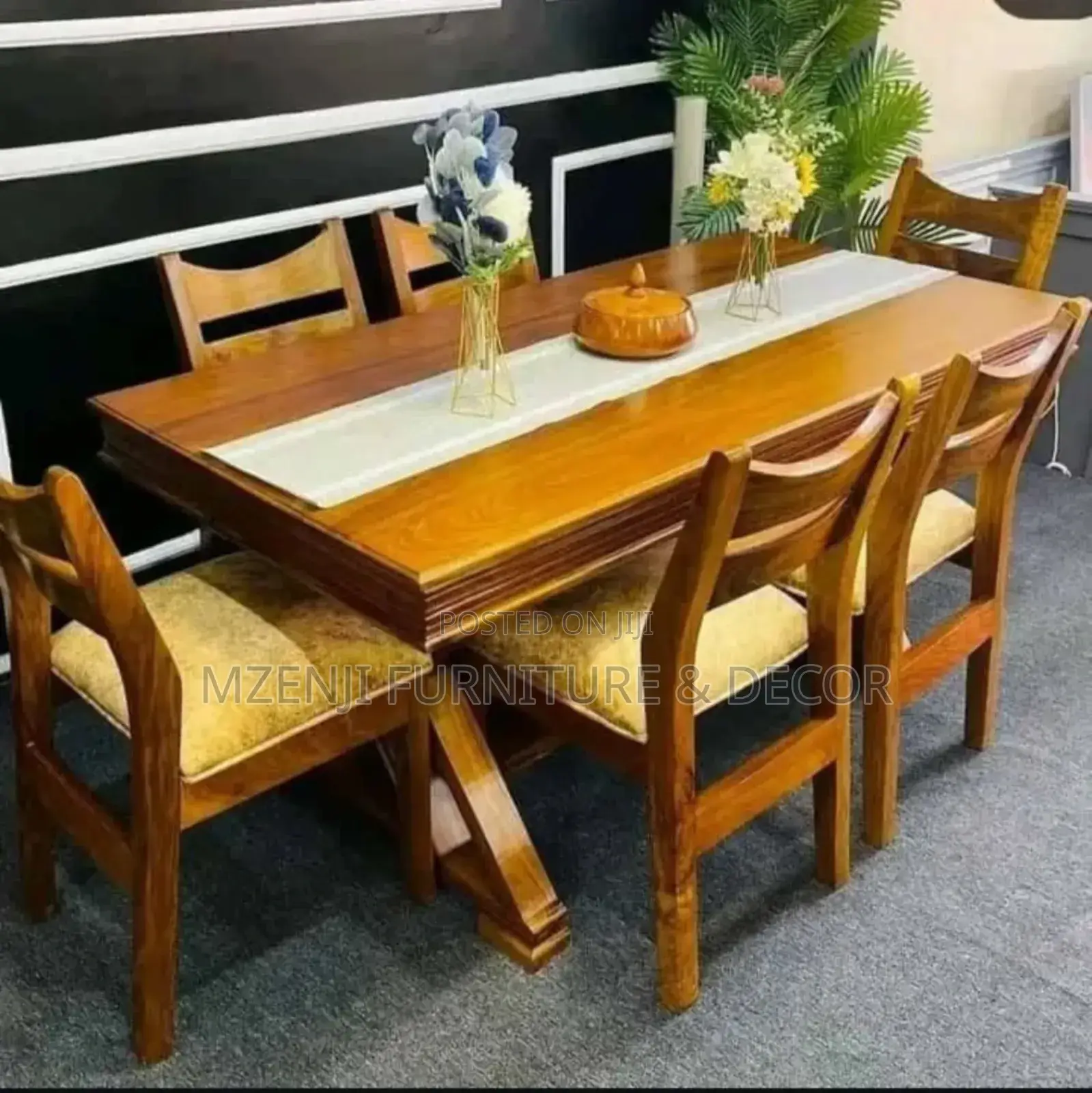 Dinning Table