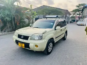 Nissan X-Trail 2005 Gray
