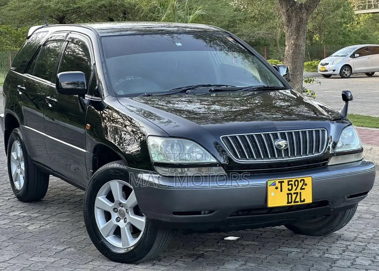 Toyota Harrier 2.4 16V 2000 Black
