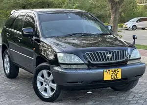 Toyota Harrier 2.4 16V 2000 Black