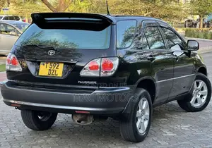 Toyota Harrier 2.4 16V 2000 Black