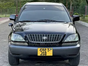 Toyota Harrier 2.4 16V 2000 Black