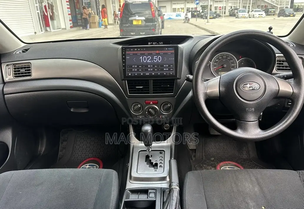 Subaru Impreza 1.5 2011 Silver