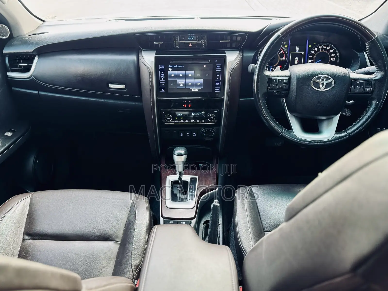 Toyota Fortuner 2.8 D AWD 2019 Silver