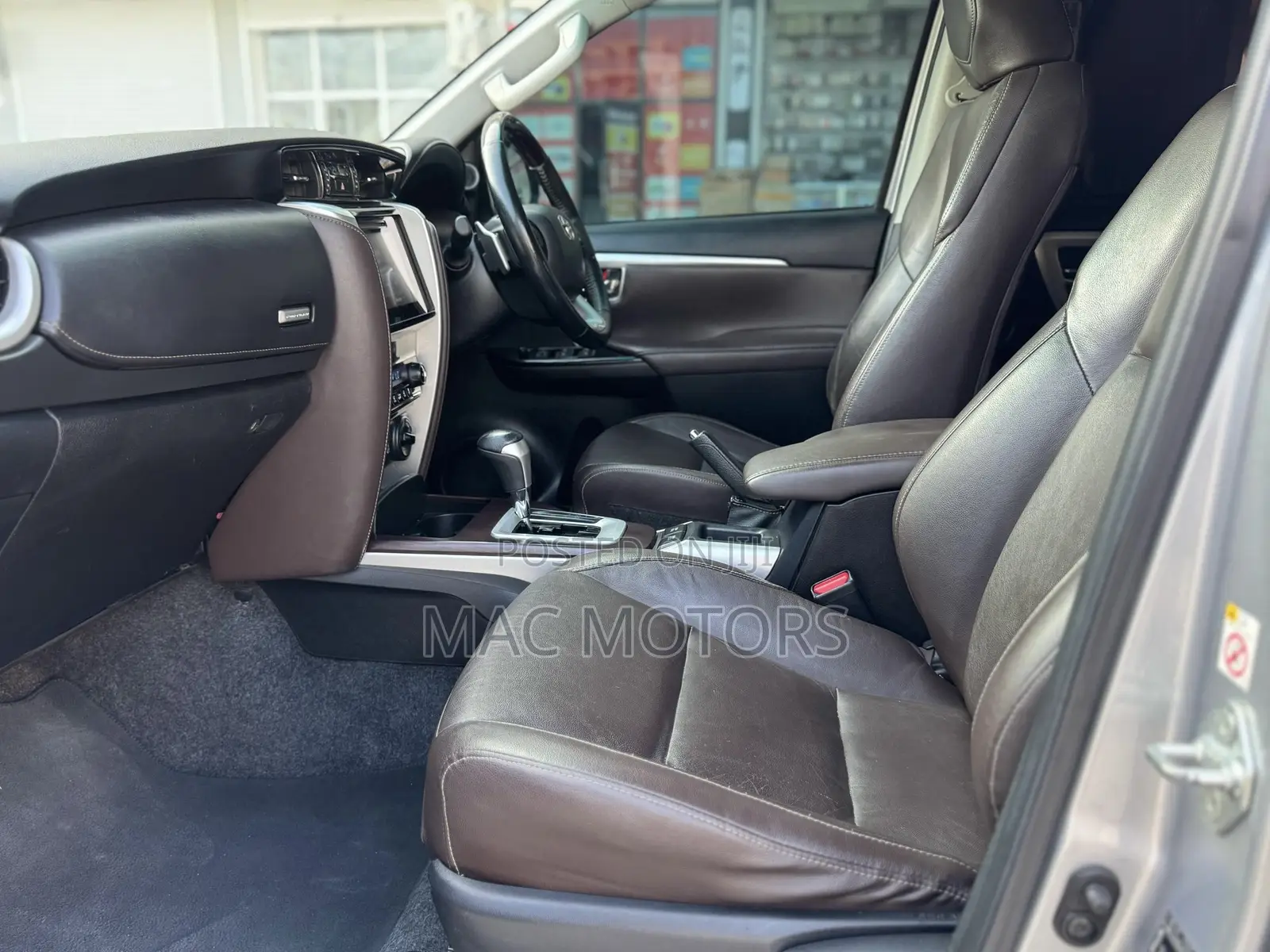 Toyota Fortuner 2.8 D AWD 2019 Silver