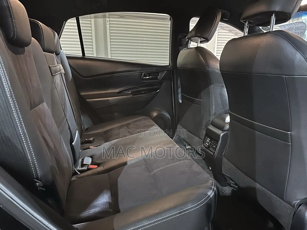 Toyota Harrier 2.0 2015 Blue