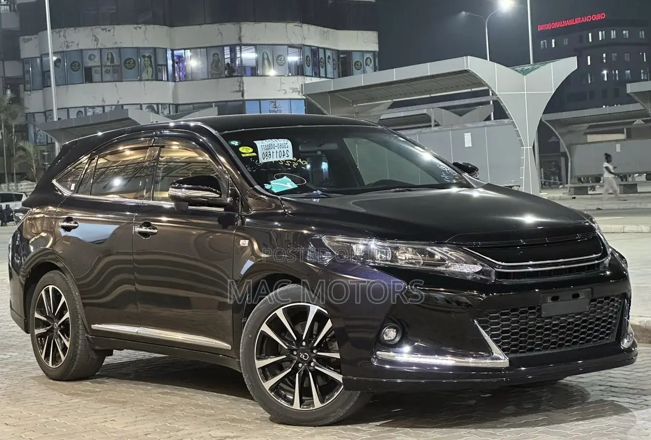 Toyota Harrier 2.0 2015 Blue