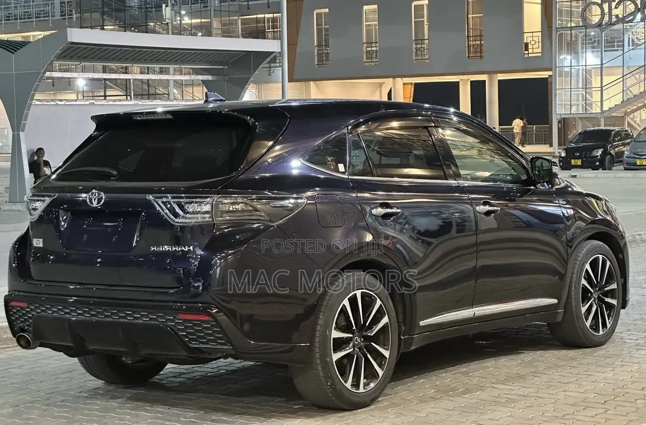 Toyota Harrier 2.0 2015 Blue