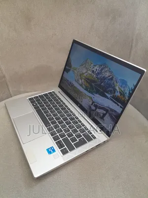 Laptop HP EliteBook 830 G8 8GB Intel Core I5 SSD 256GB