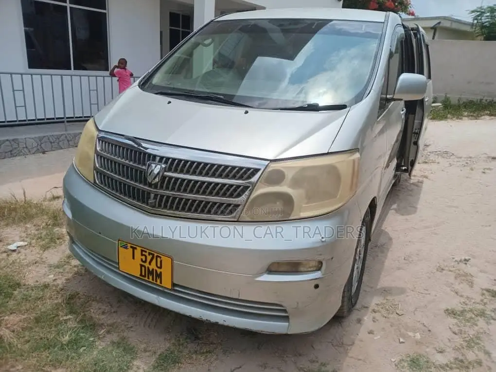 Toyota Alphard 2005 Silver