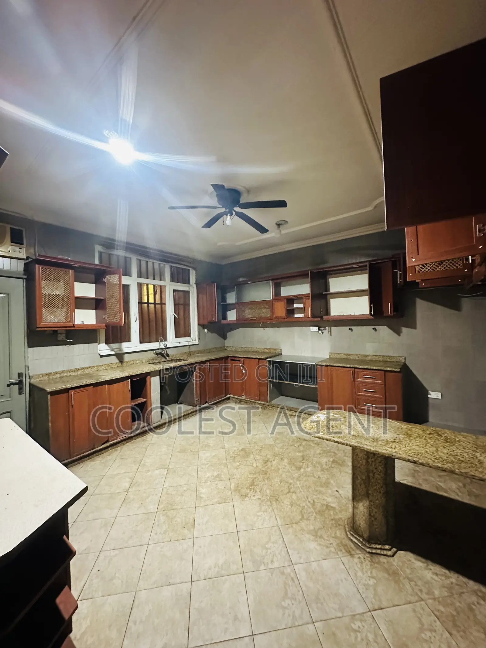 5bdrm Duplex in Oysterbay, Kinondoni for rent