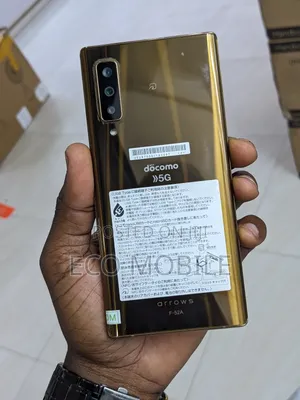 Fujitsu Arrows NX9 F-52A 128 GB Gold