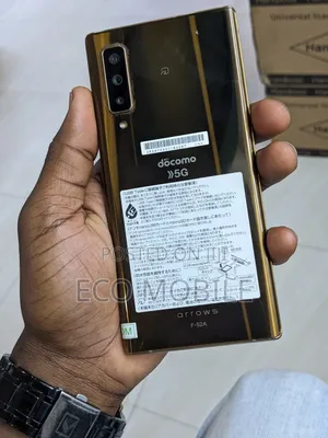 Fujitsu Arrows NX9 F-52A 128 GB Gold