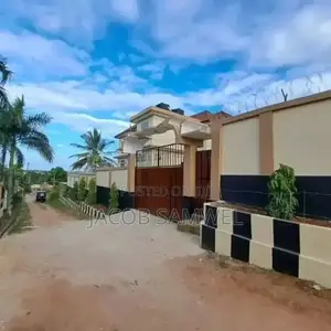 3bdrm House in Mbezi Mwisho, Kinondoni for rent