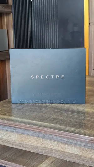 New Laptop HP Spectre X360 13 16GB Intel Core I7 SSD 512GB