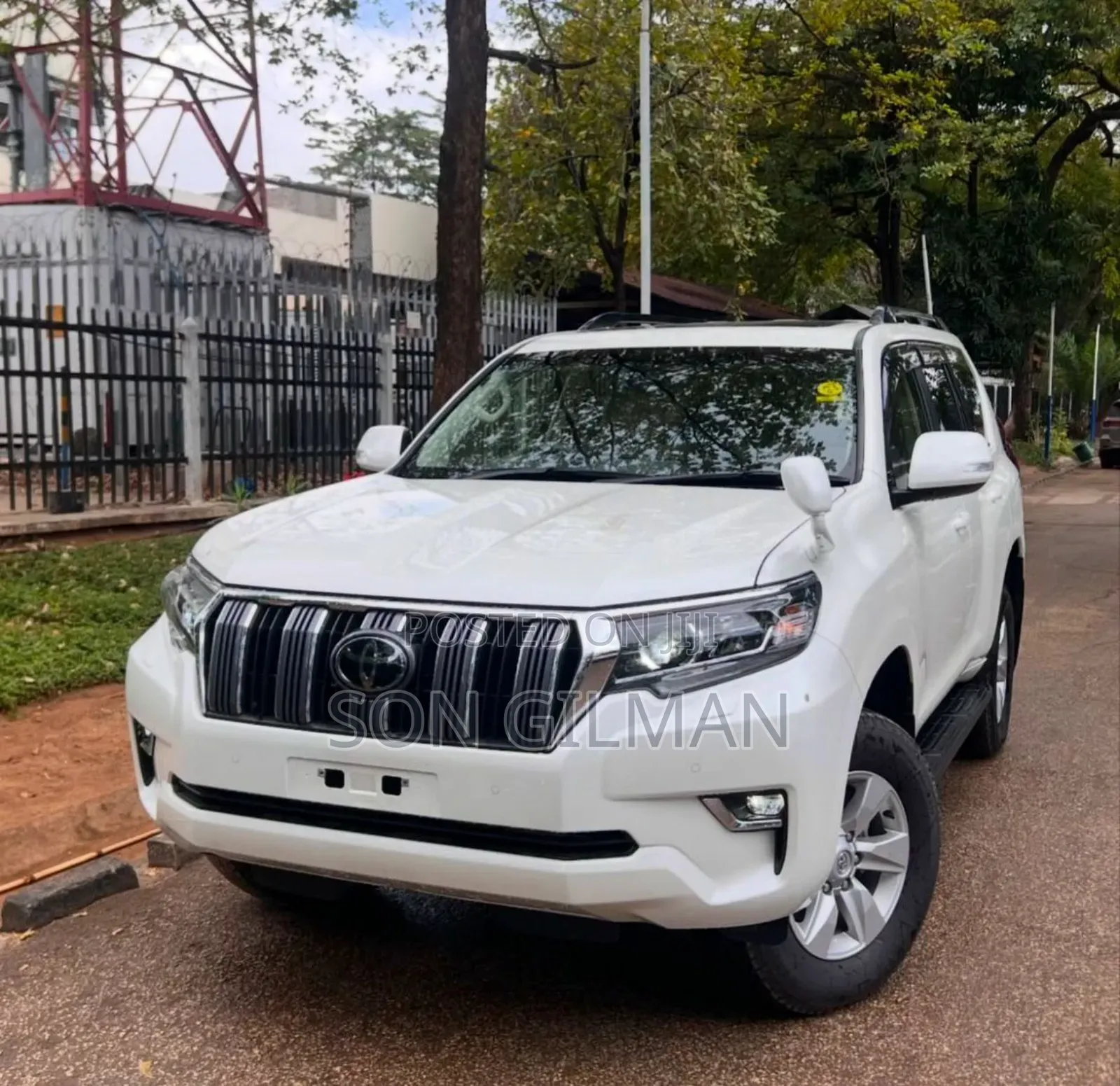Toyota Land Cruiser Prado 2022 Pearl