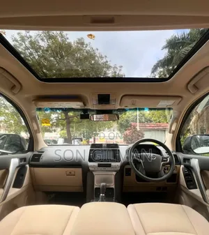 Toyota Land Cruiser Prado 2022 Pearl