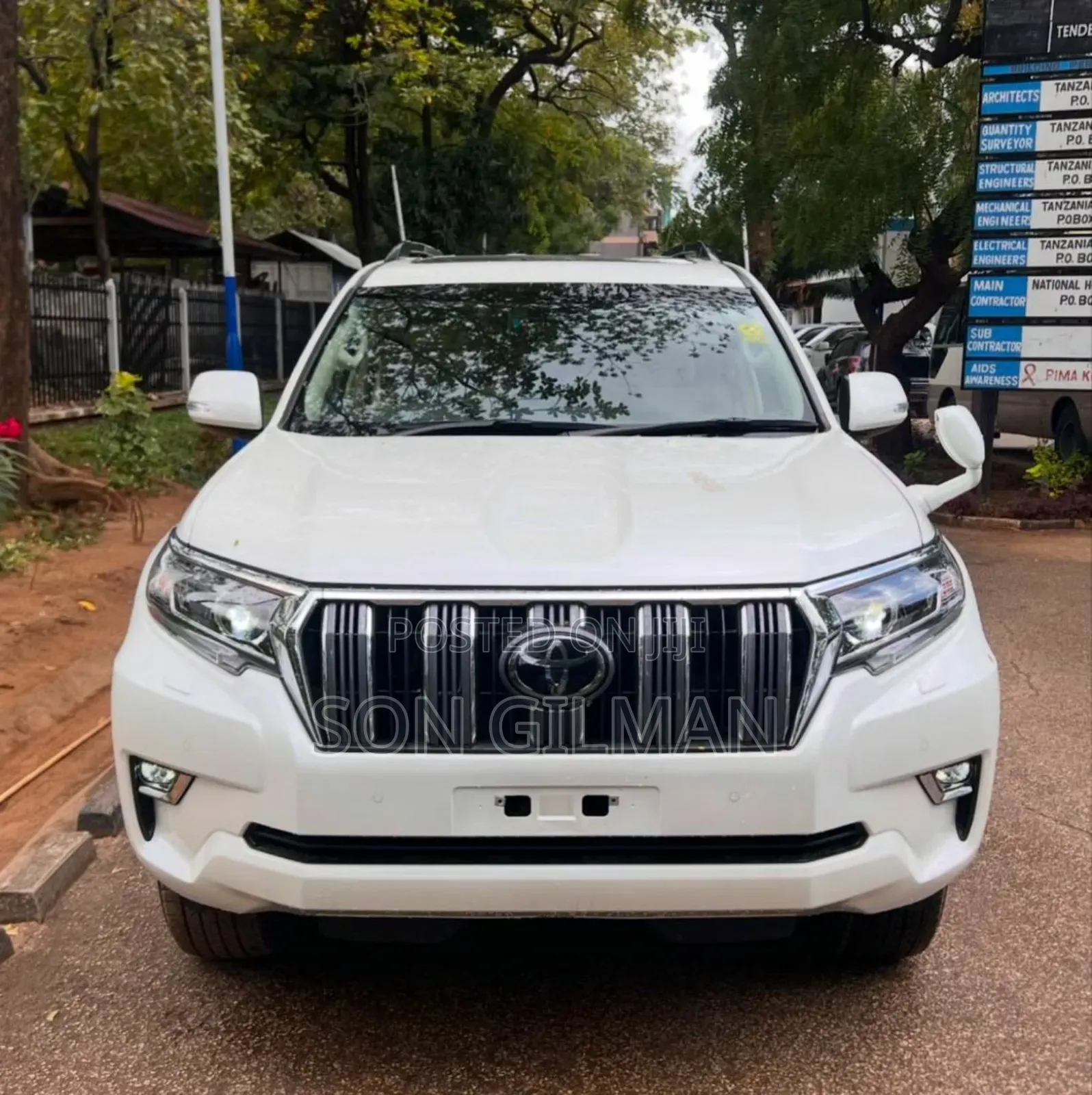 Toyota Land Cruiser Prado 2022 Pearl
