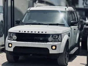 Land Rover Discovery 2015 White