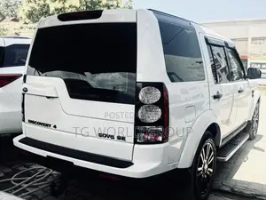Land Rover Discovery 2015 White