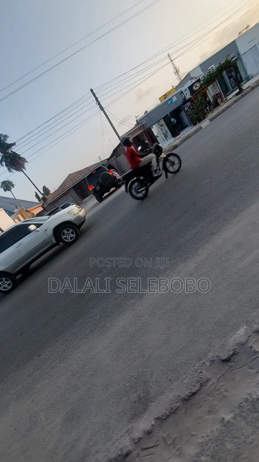 Show Room It Look at Tarmac Igesa Road