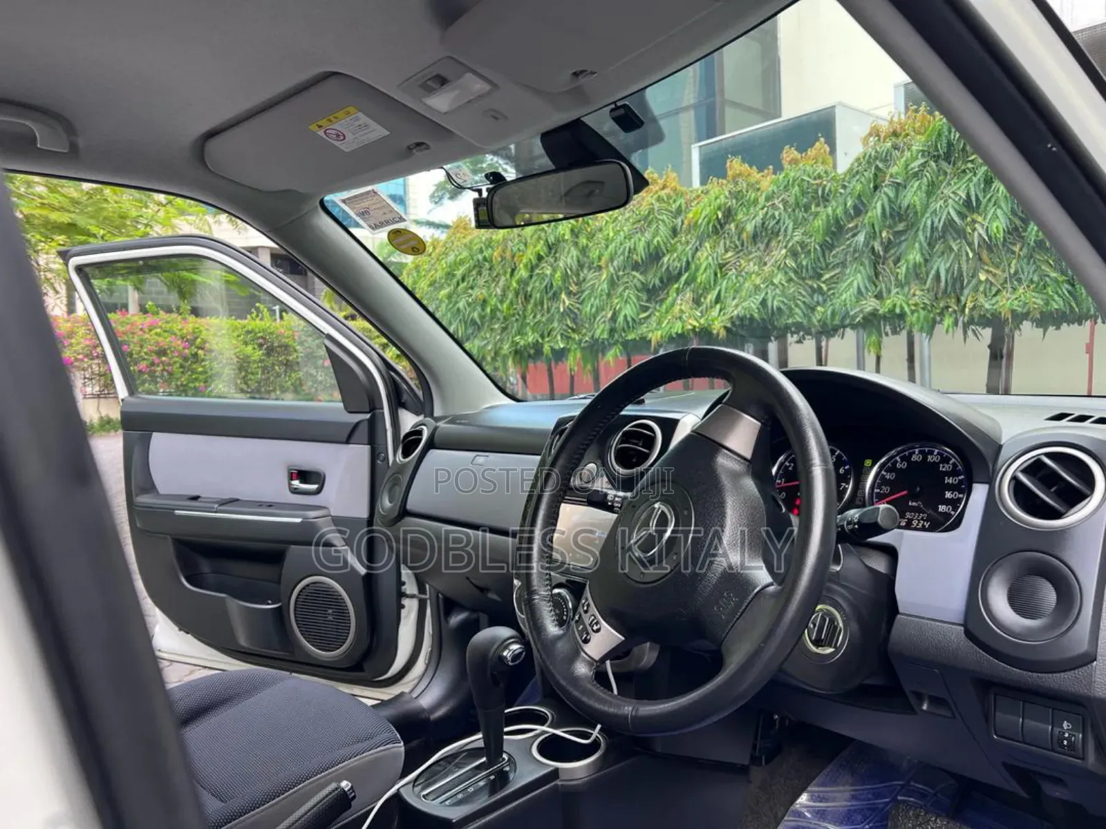 Mazda Verisa 2010 White