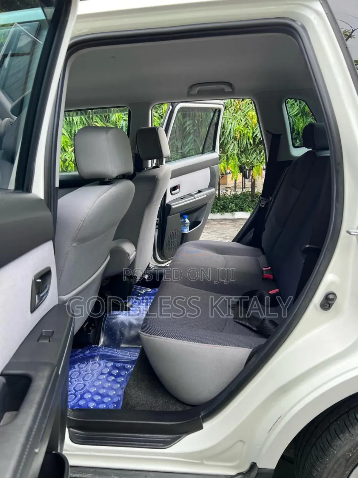 Mazda Verisa 2010 White