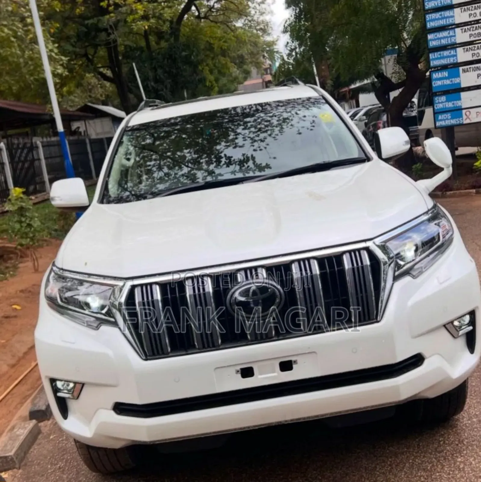 Toyota Land Cruiser Prado 2022 White