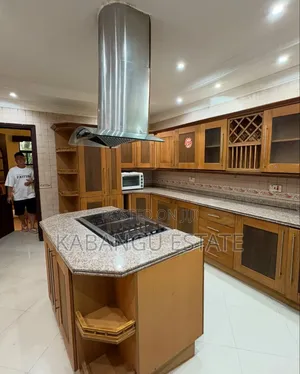 Furnished 5bdrm Villa in Mikocheni for rent