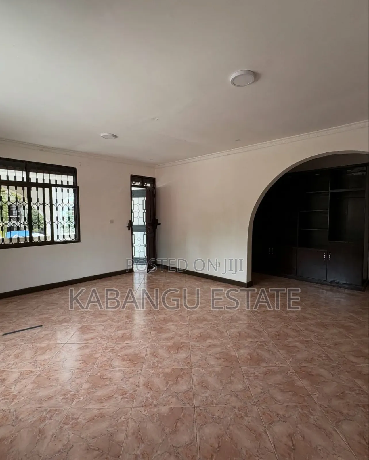 5bdrm House in Mikocheni for rent