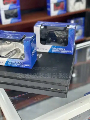 Ps4 Pro 1tb With 7games