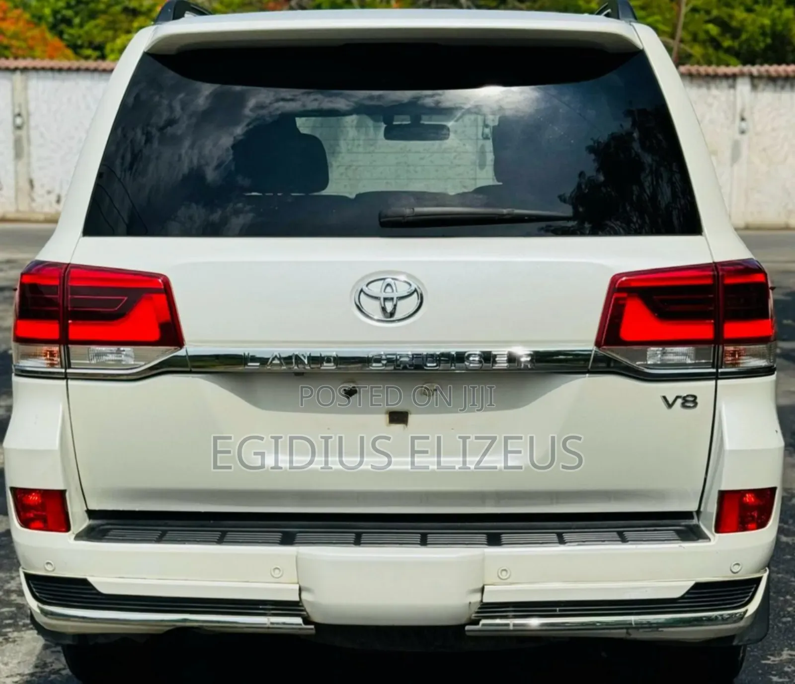 Toyota Land Cruiser 2017 White