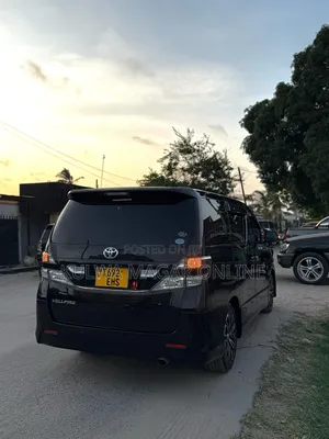 Toyota Vellfire 2009 Black