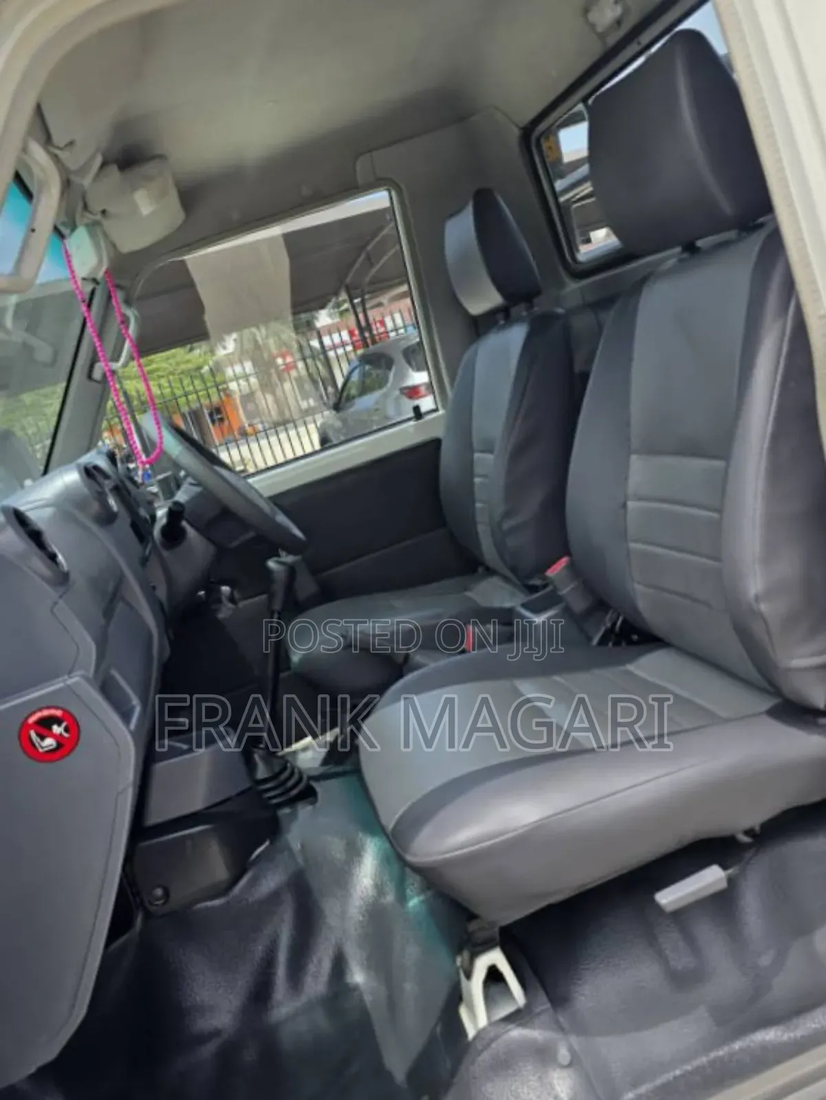 Toyota Land Cruiser 2011 White