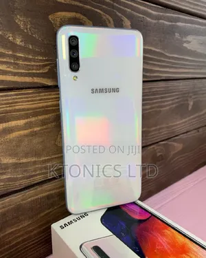Samsung Galaxy A50 128 GB White