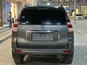 Toyota Land Cruiser Prado 2014 Silver