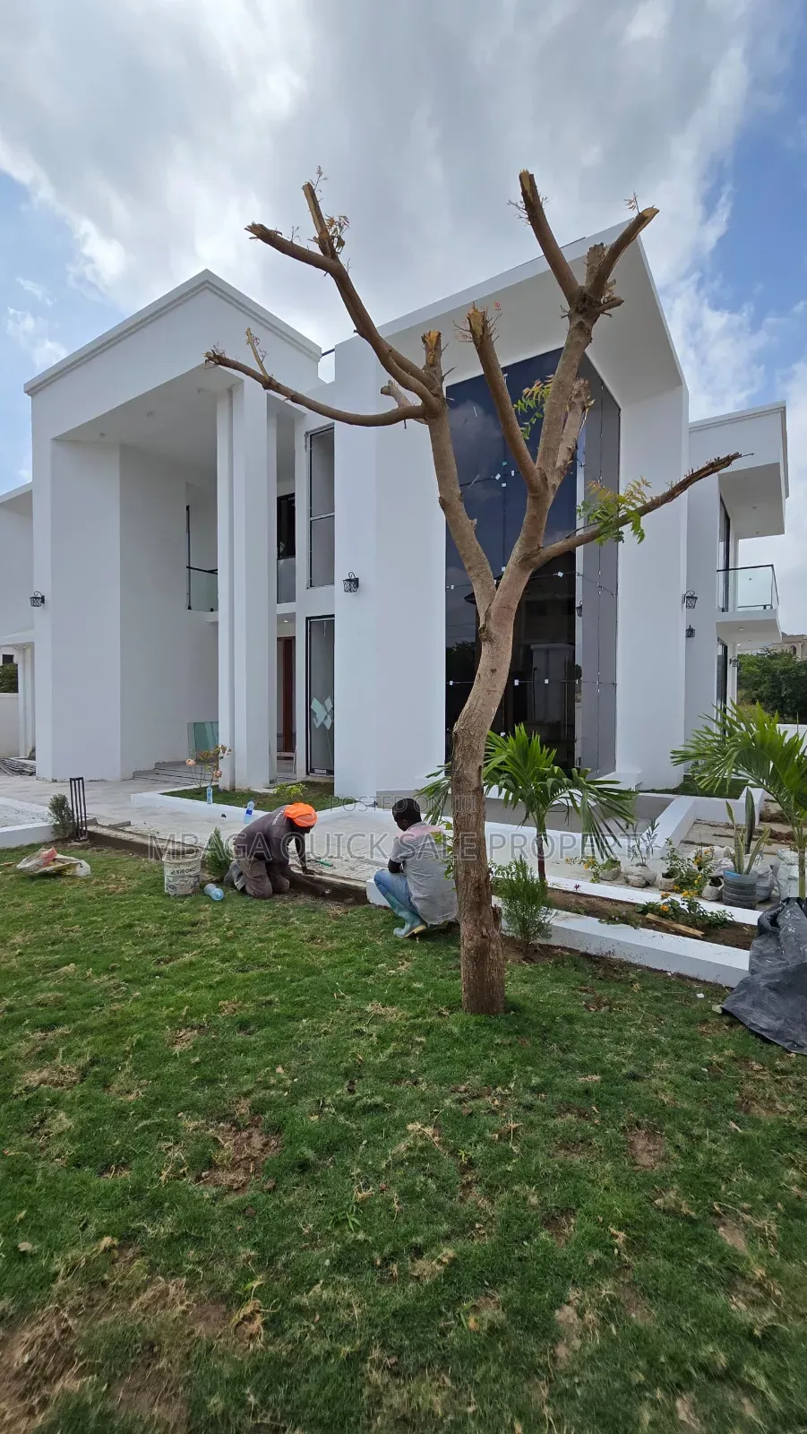 4bdrm House in Goba for sale