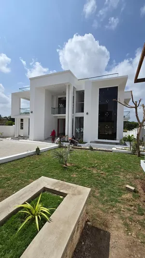 4bdrm House in Goba for sale