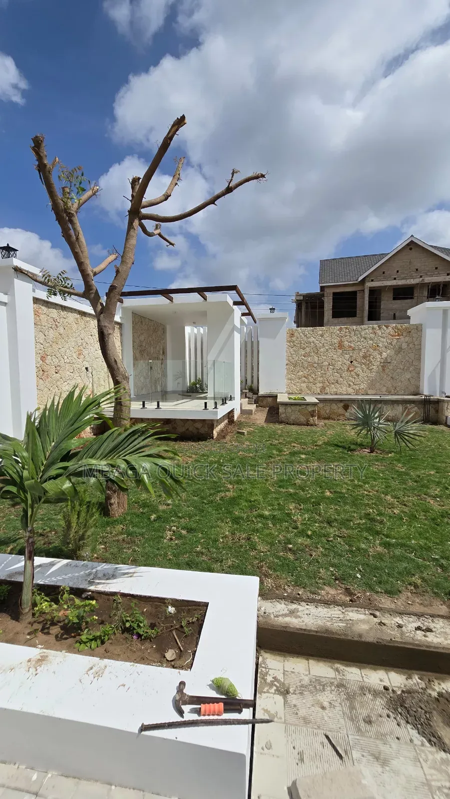 4bdrm House in Goba for sale