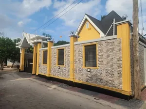 Furnished 4bdrm House in Biriani Real Estate, Charambe for sale